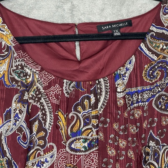 Sara Michelle 1X Shirt Top Maroon Red Paisley 3/4 Sleeve Scoop Neck Button Back - Picture 3 of 9